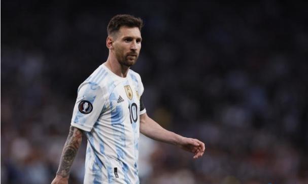 雷军微博发文回应小米K90手机定价问题